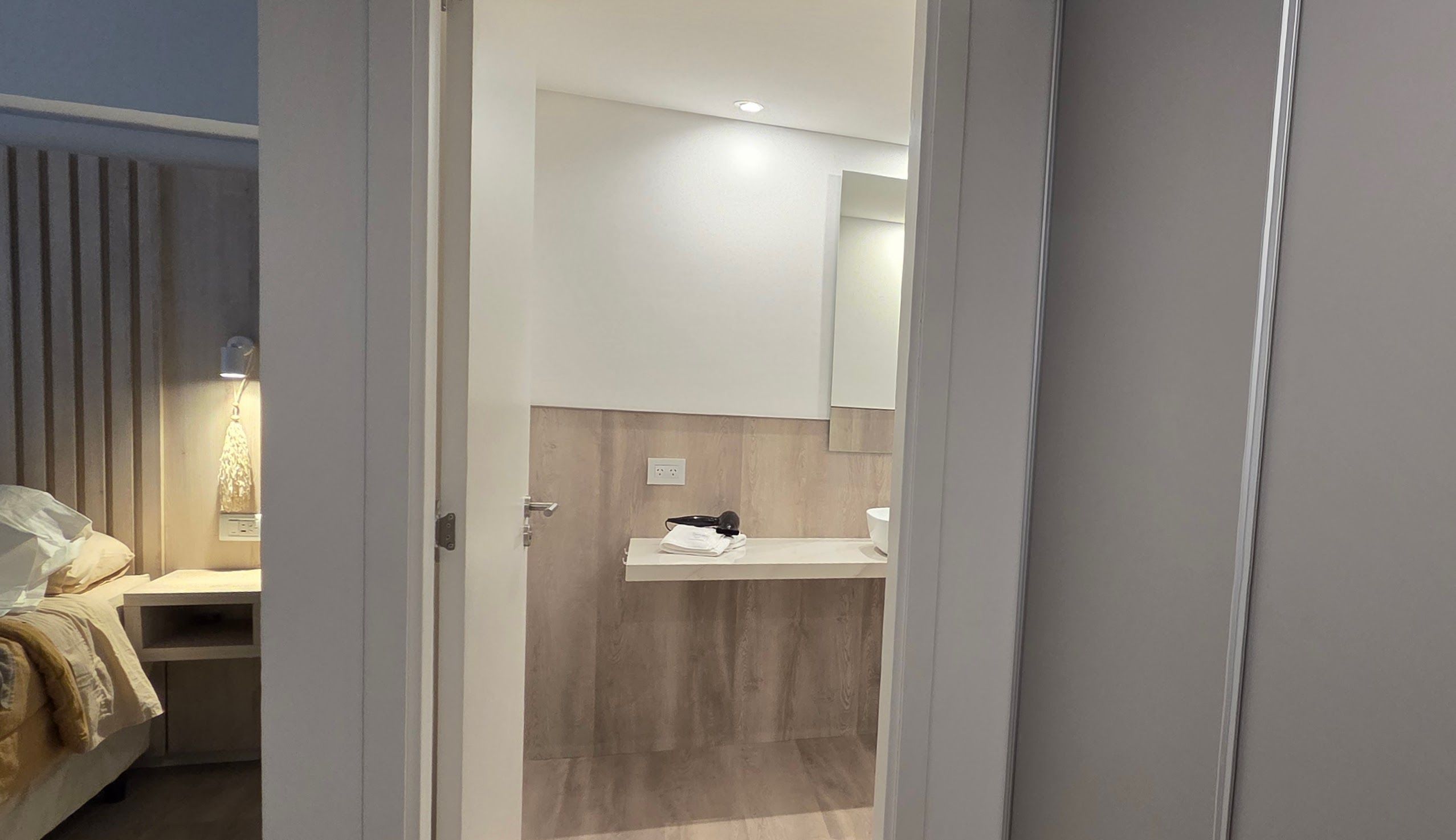 Baño en suite — detalle